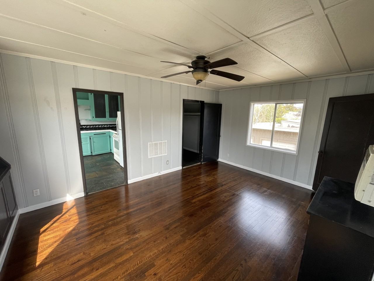 River Street Villas - Photo 3 of 20