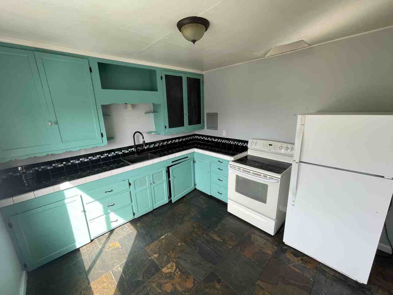 River Street Villas - Photo 6 of 20