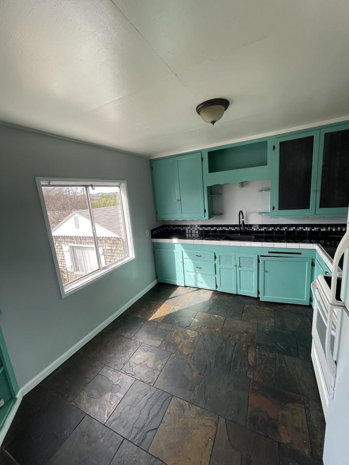 River Street Villas - Photo 7 of 20