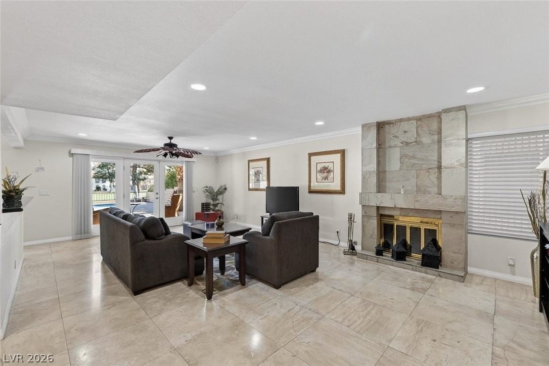 3020 Bel Air Dr - Photo 4 of 50