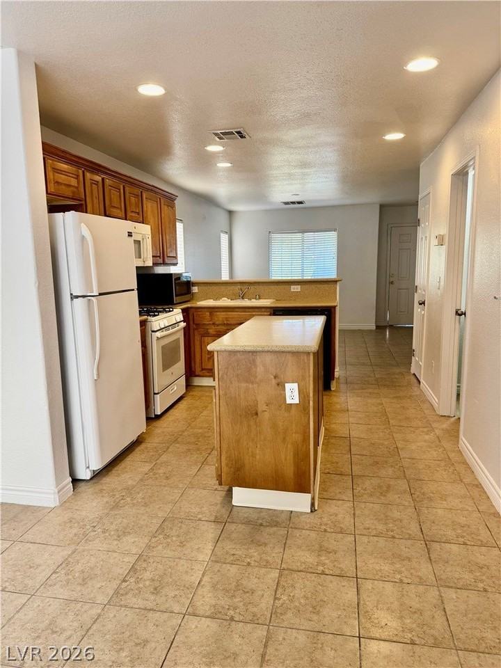 4116 Mark Twain Ct #0 - Photo 5 of 15