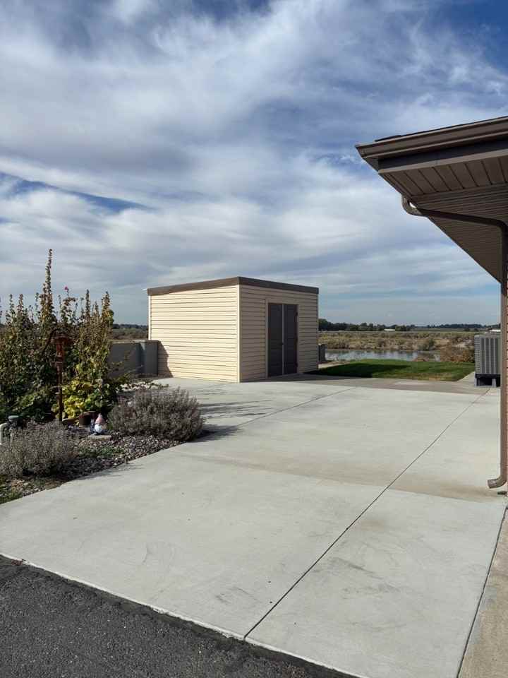454 E Highway 81 - Photo 5 of 16
