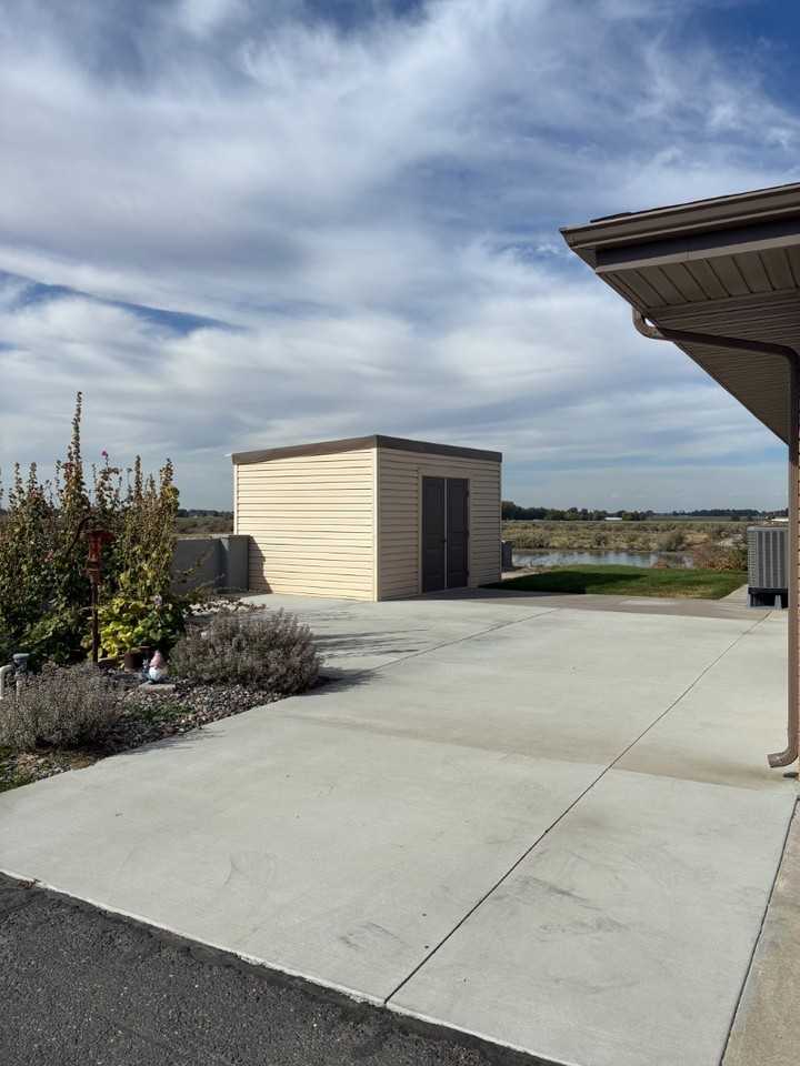 454 E Highway 81 - Photo 6 of 16