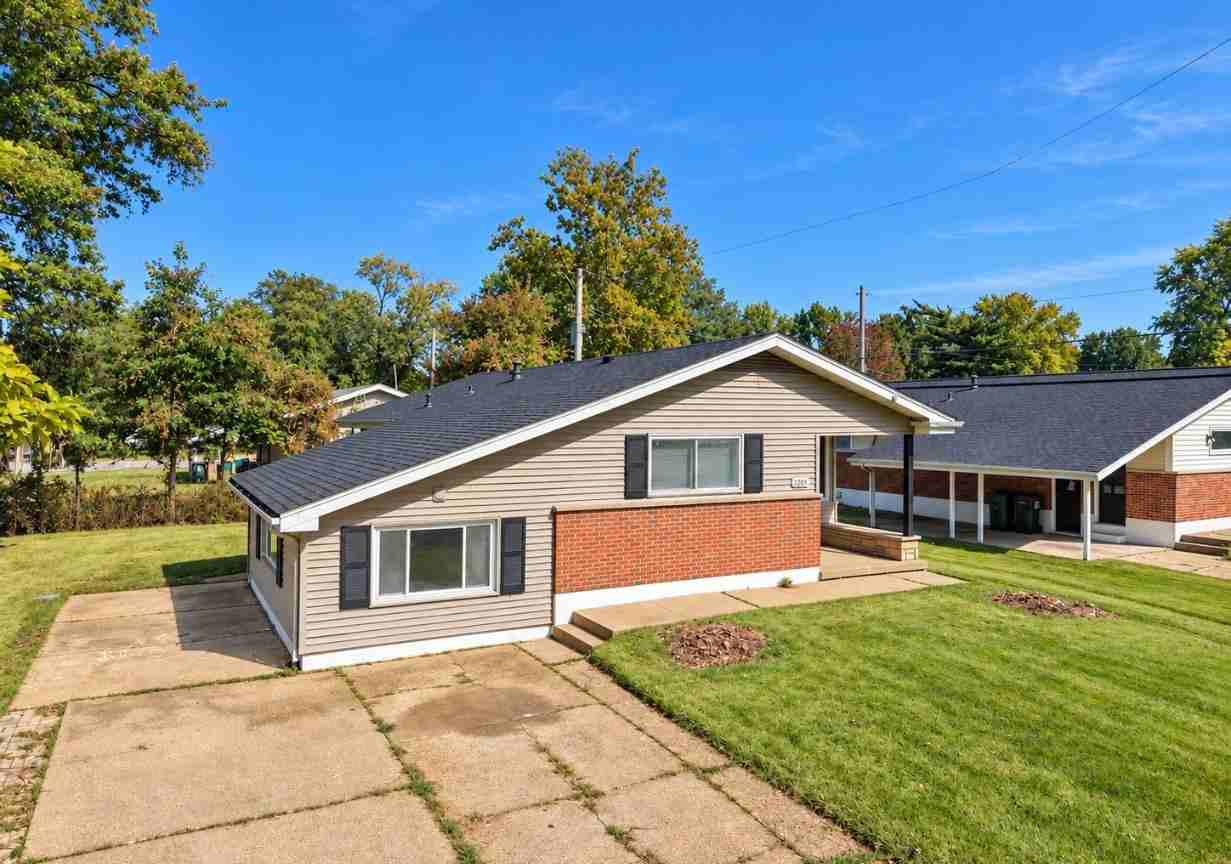 2201 Hollis Dr - Photo 5 of 20