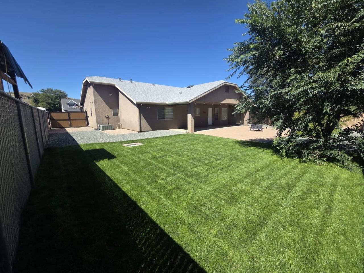 3129 N Cedar Springs Ln - Photo 4 of 20