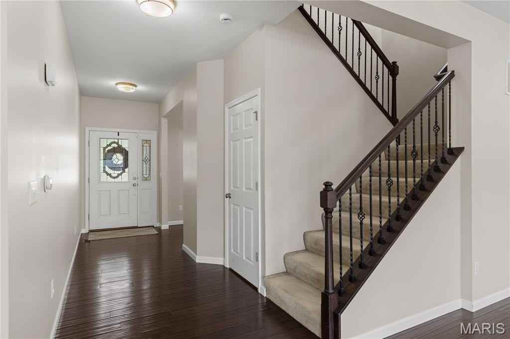 184 Berry Manor Cir - Photo 2 of 38