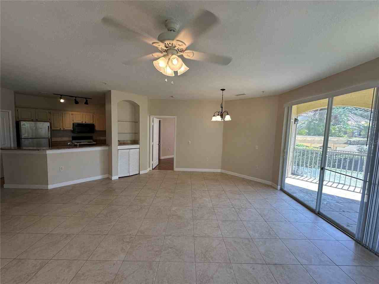 1408 Lake Shadow Cir #1102 - Photo 5 of 18