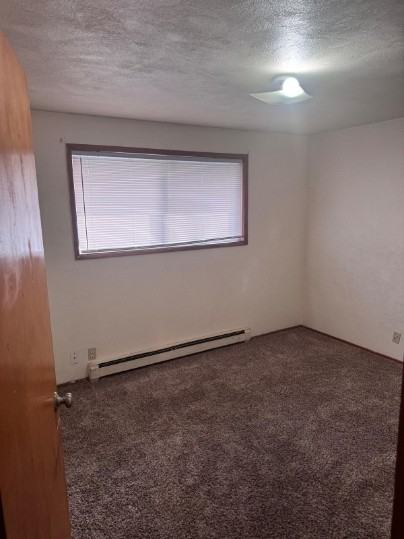 883 Southeast 11th Avenue - Photo 4 of 7