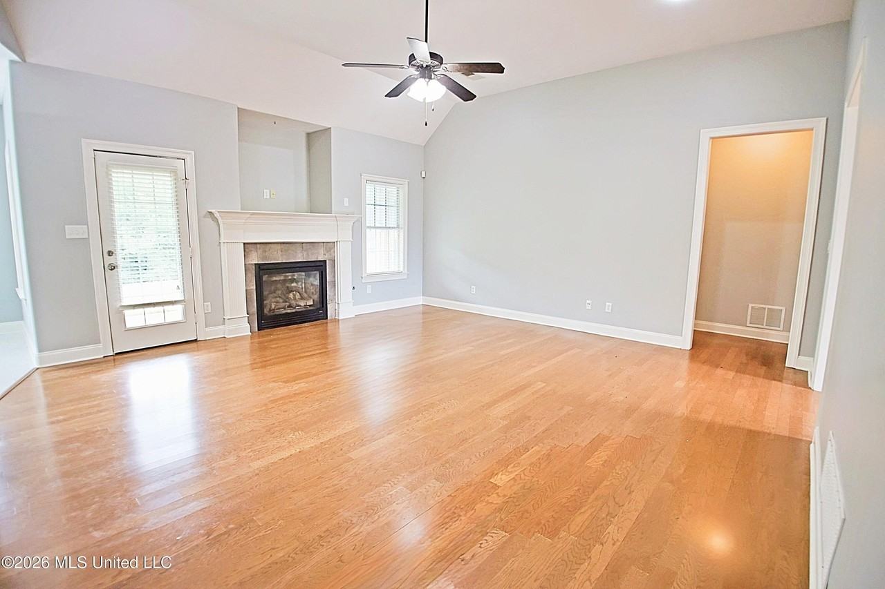1732 Ready Dr - Photo 3 of 19