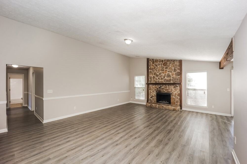 255 Springtree Ct - Photo 5 of 16