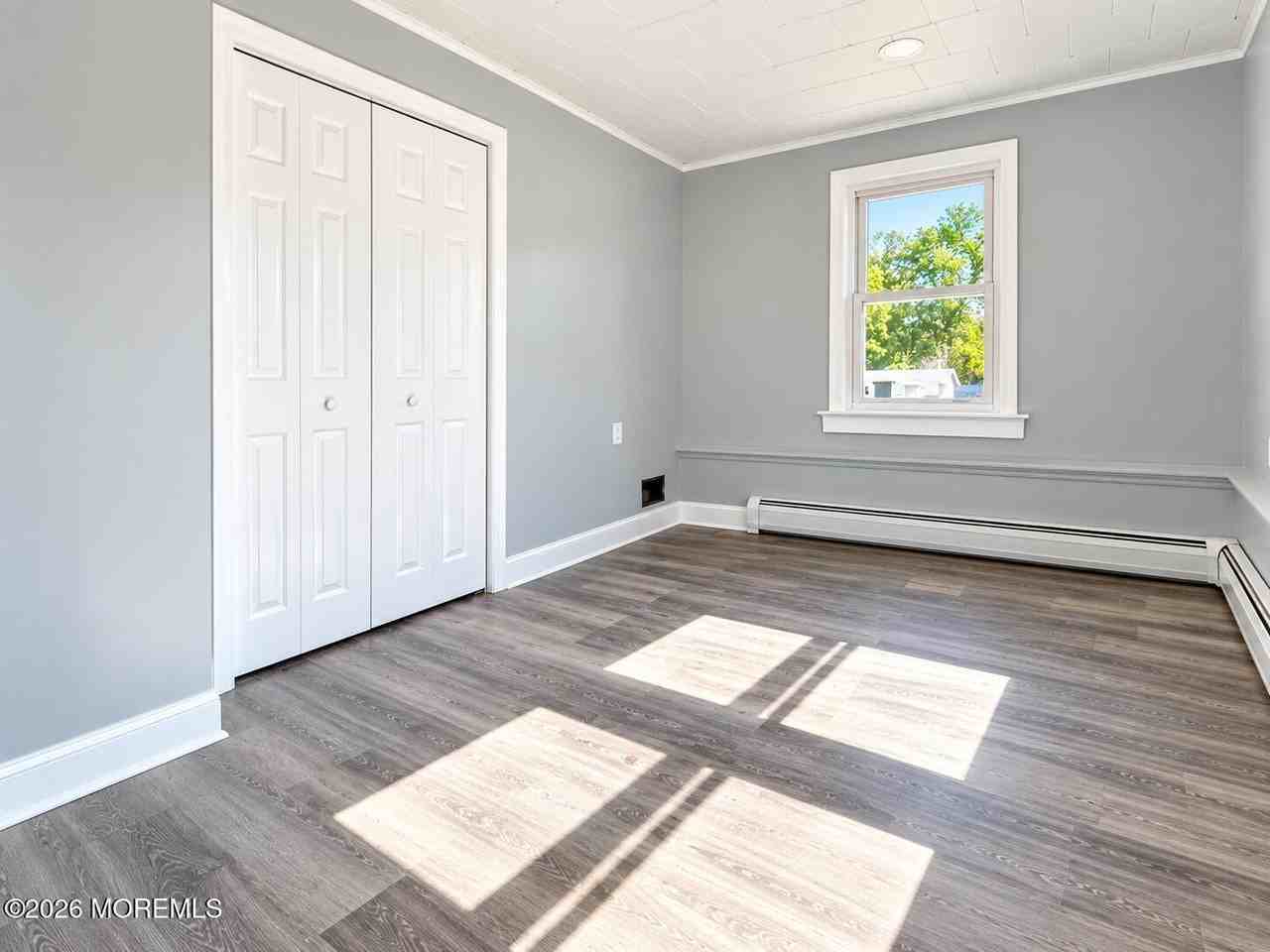 71 Oak St #R - Photo 6 of 9