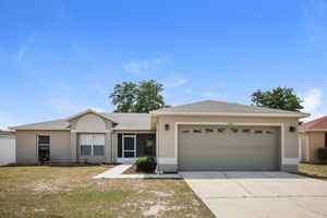 featured image of 525 Oak Branch Cir