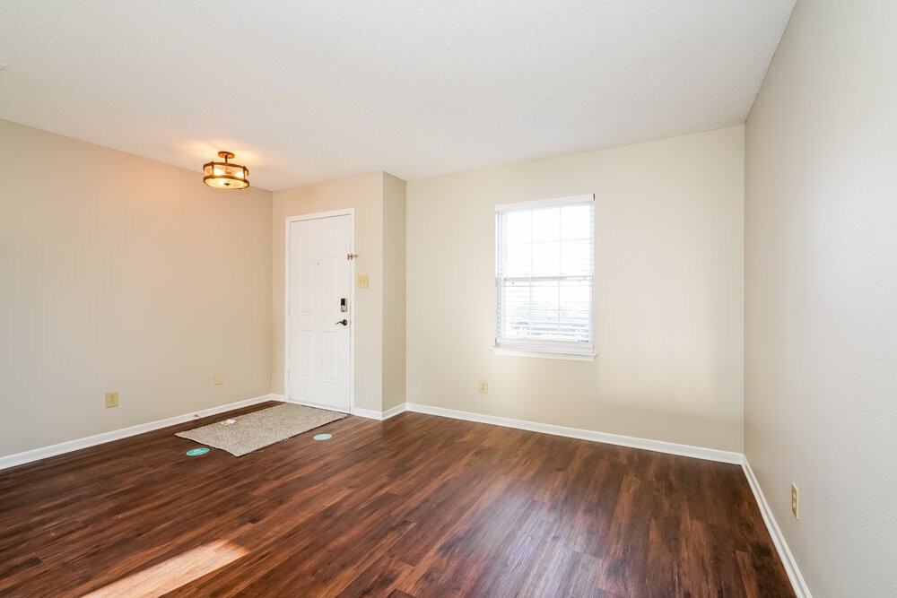 8176 S Cricket Ln - Photo 4 of 20