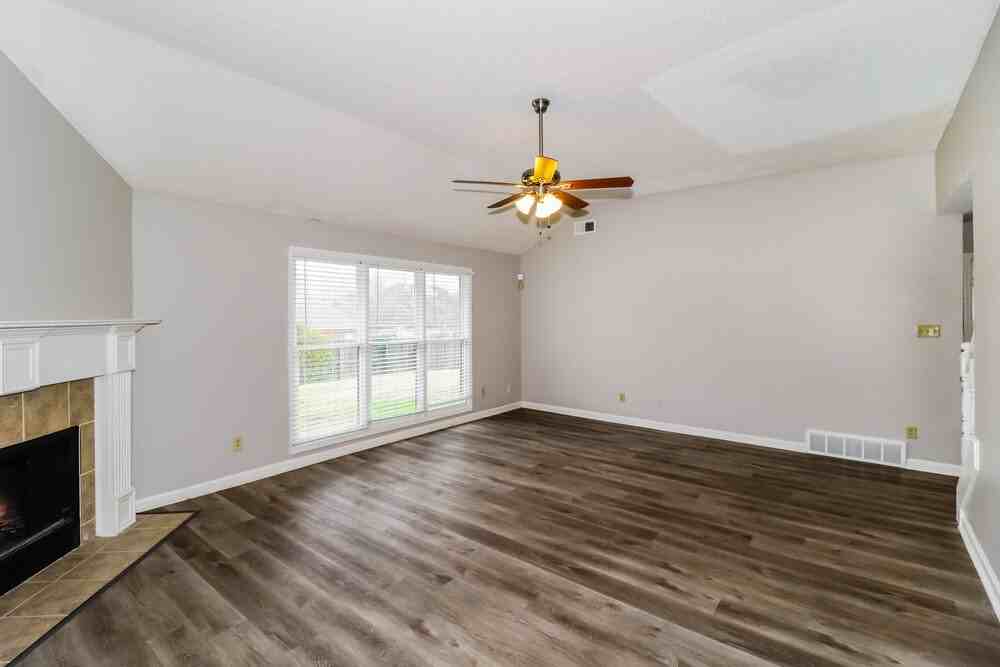 10208 Woodland Hills Dr - Photo 6 of 17