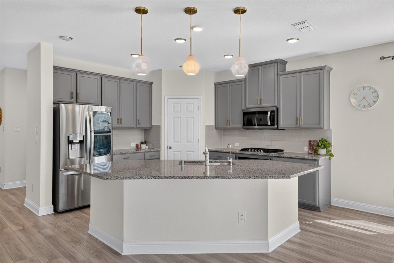 3404 Osage River Trl - Photo 2 of 30