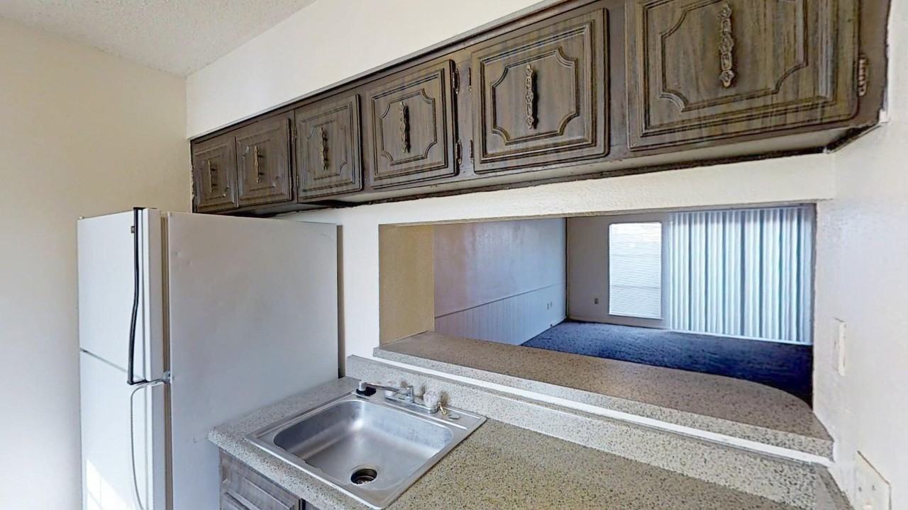 2400 Buffalo Gap Rd #105 - Photo 3 of 31