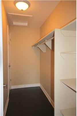 1238 Marenger St #16 - Photo 5 of 11