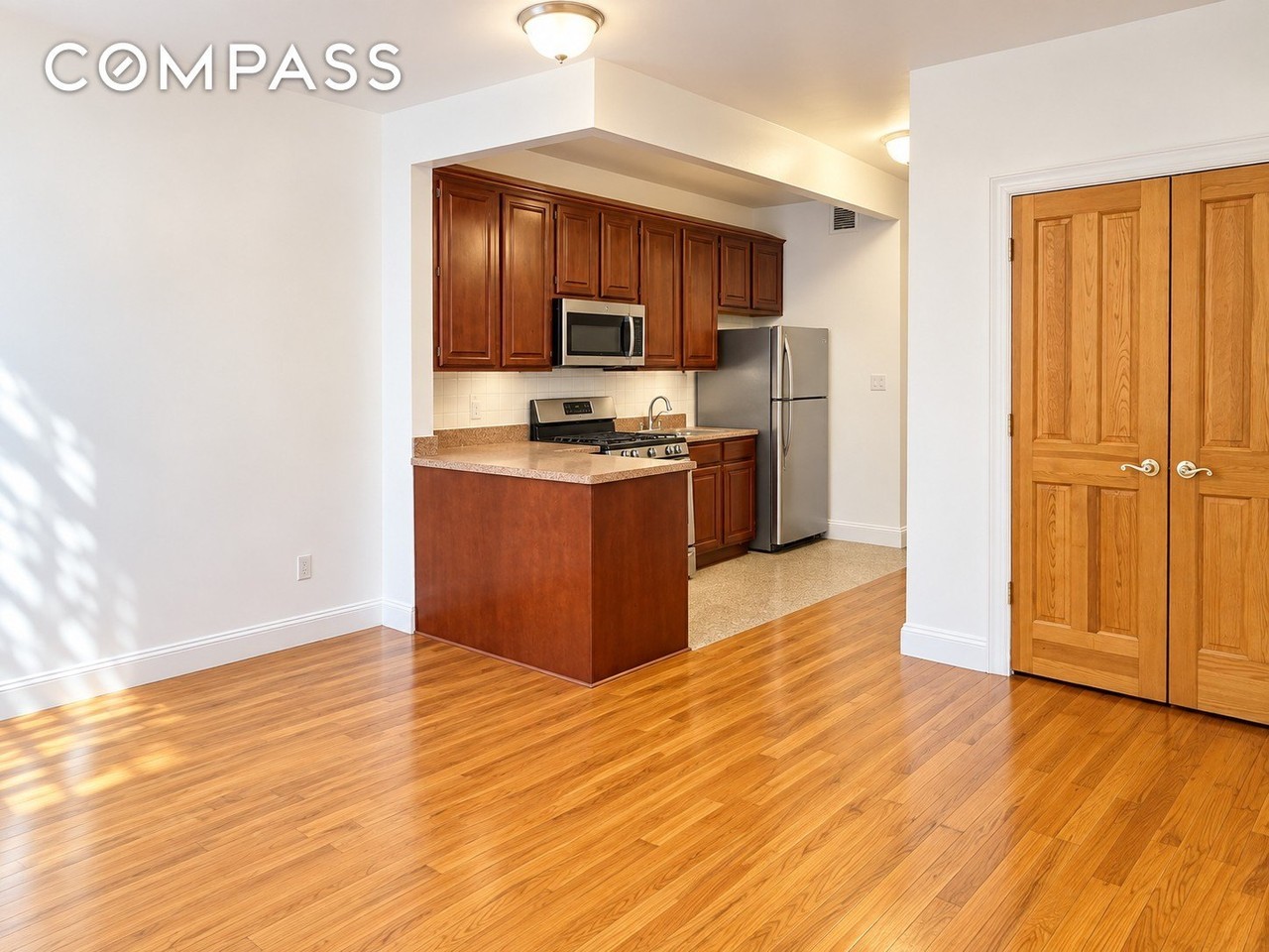 202 W 132nd St #3 - Photo 4 of 11