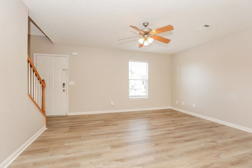 1113 Sima Shabat Ct - Photo 4 of 17