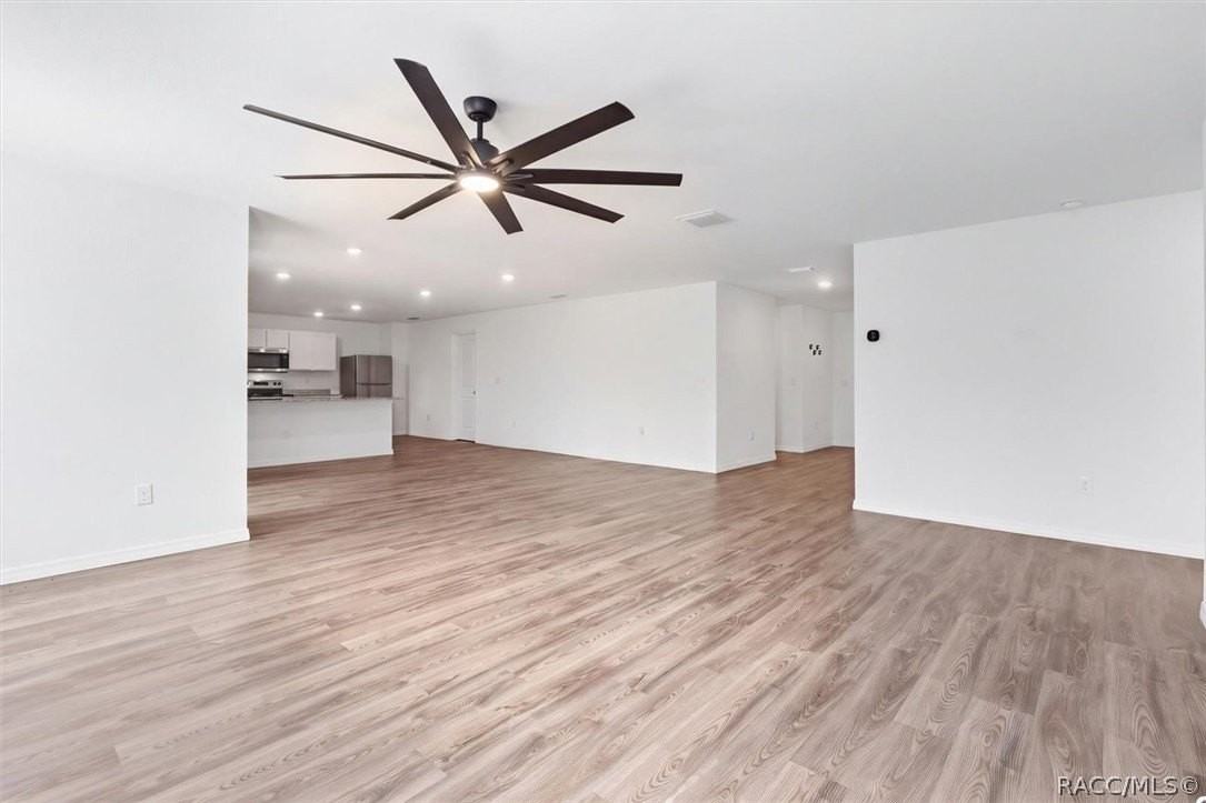 12 Pagoda Dr - Photo 2 of 39