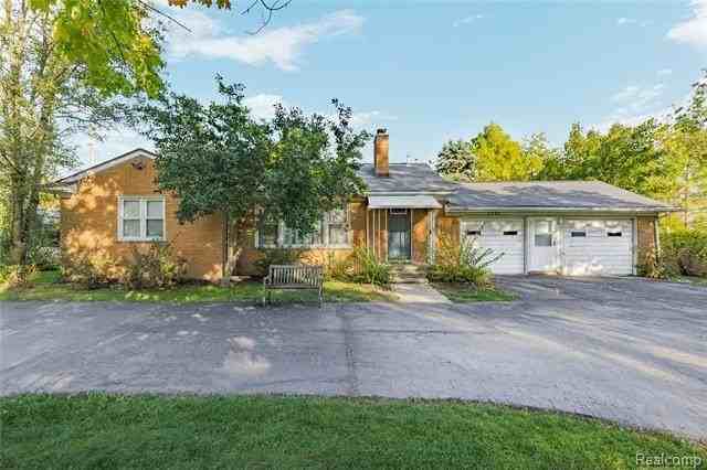 6350 Livernois Rd - Photo 3 of 46