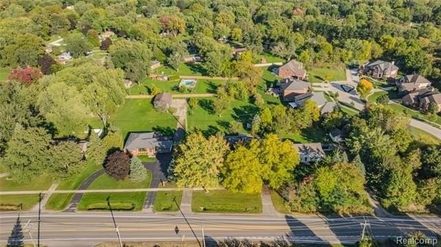 6350 Livernois Rd - Photo 4 of 46