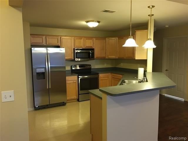 17203 Caitlin Cir - Photo 4 of 22