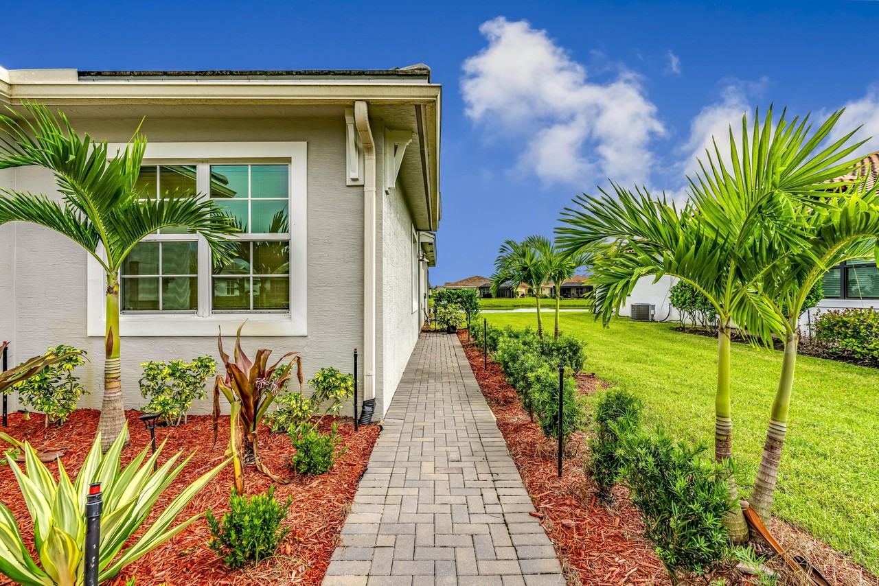 27099 Sw Viterbo Way - Photo 7 of 50