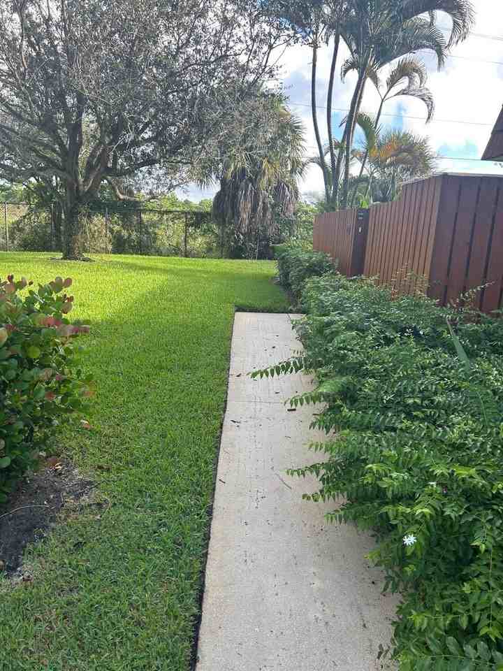 2610 26th Ct #2610 - Photo 5 of 23