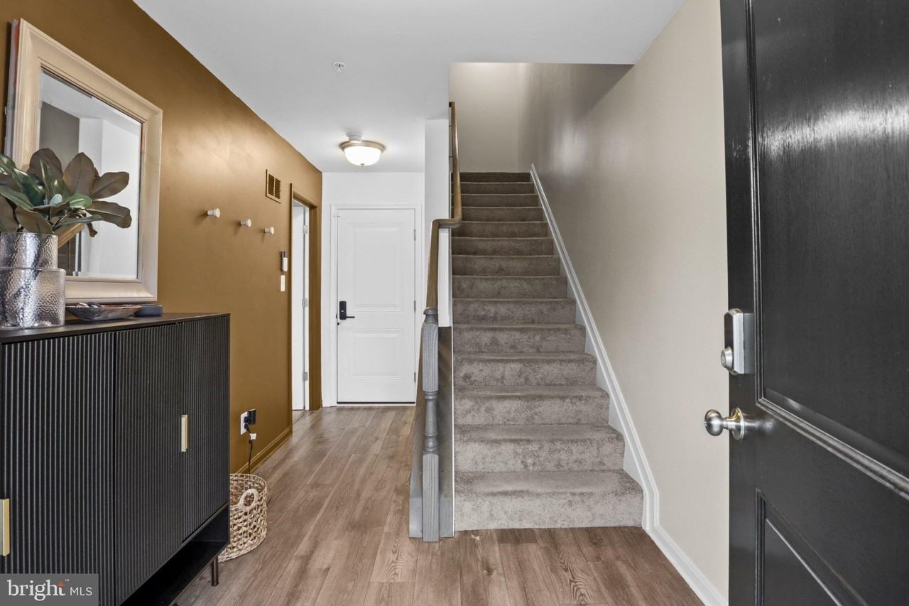 205 Joppa Farm Rd - Photo 6 of 39