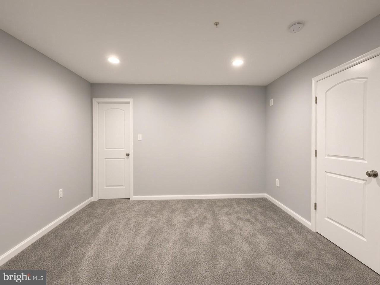 9600 Smithview Pl - Photo 5 of 14