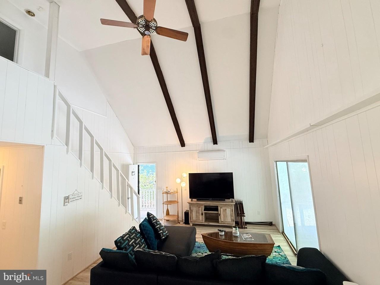 31 Harpoon Rd - Photo 7 of 28