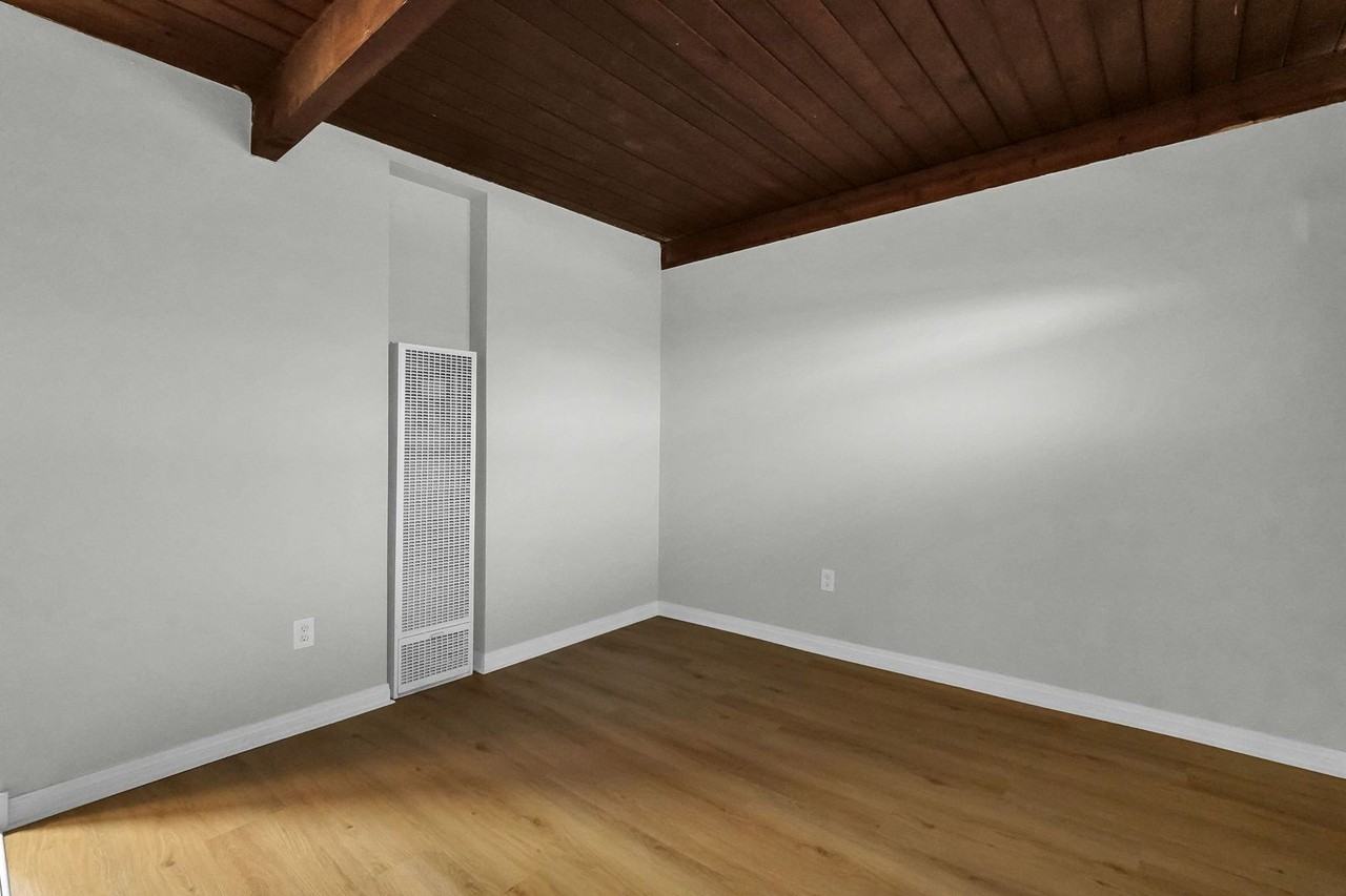 3205 Joan Rd #H - Photo 3 of 32