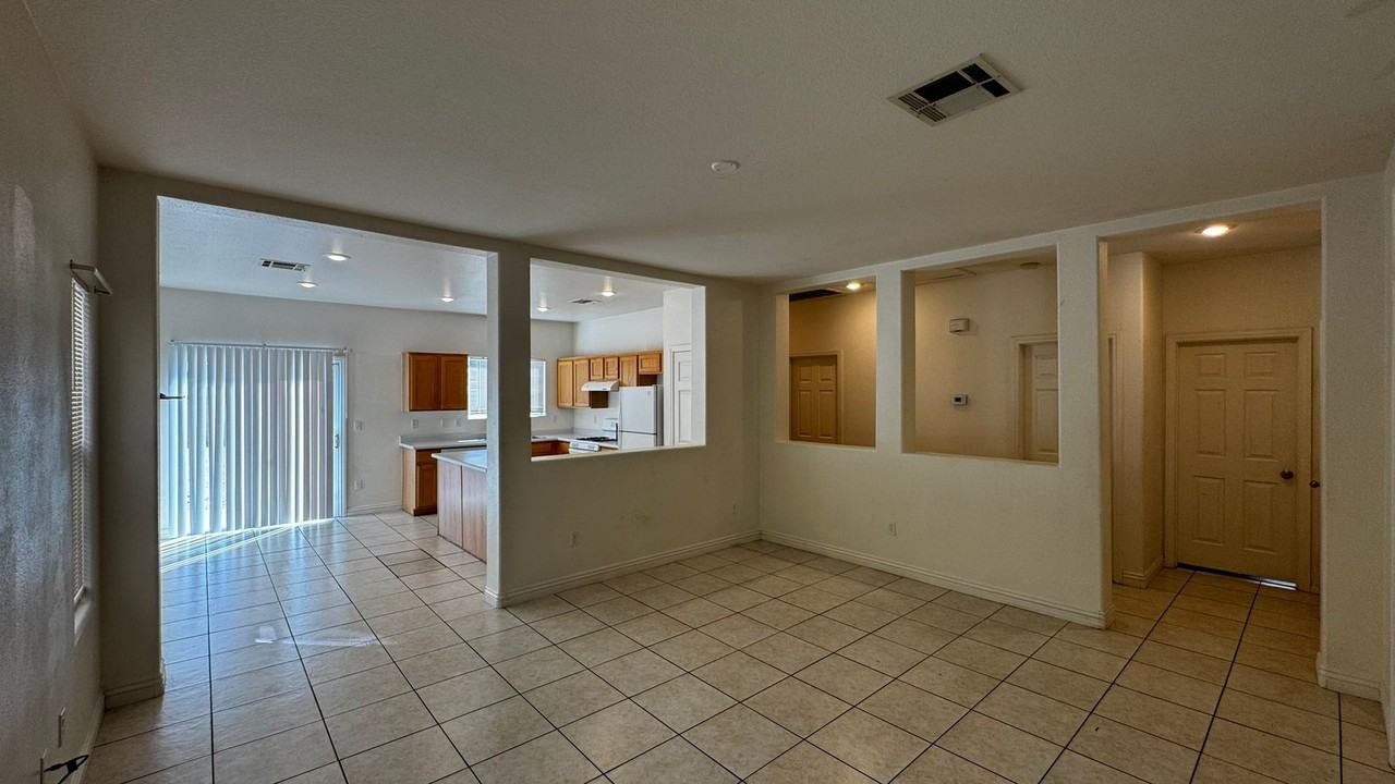 9549 Birch Basin Ct - Photo 3 of 21