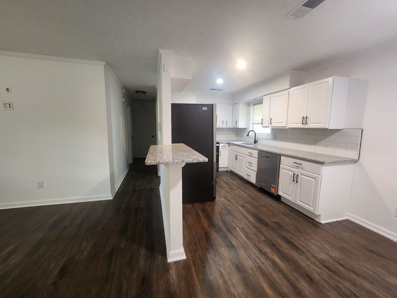 5723 Mill Branch Rd - Photo 6 of 20