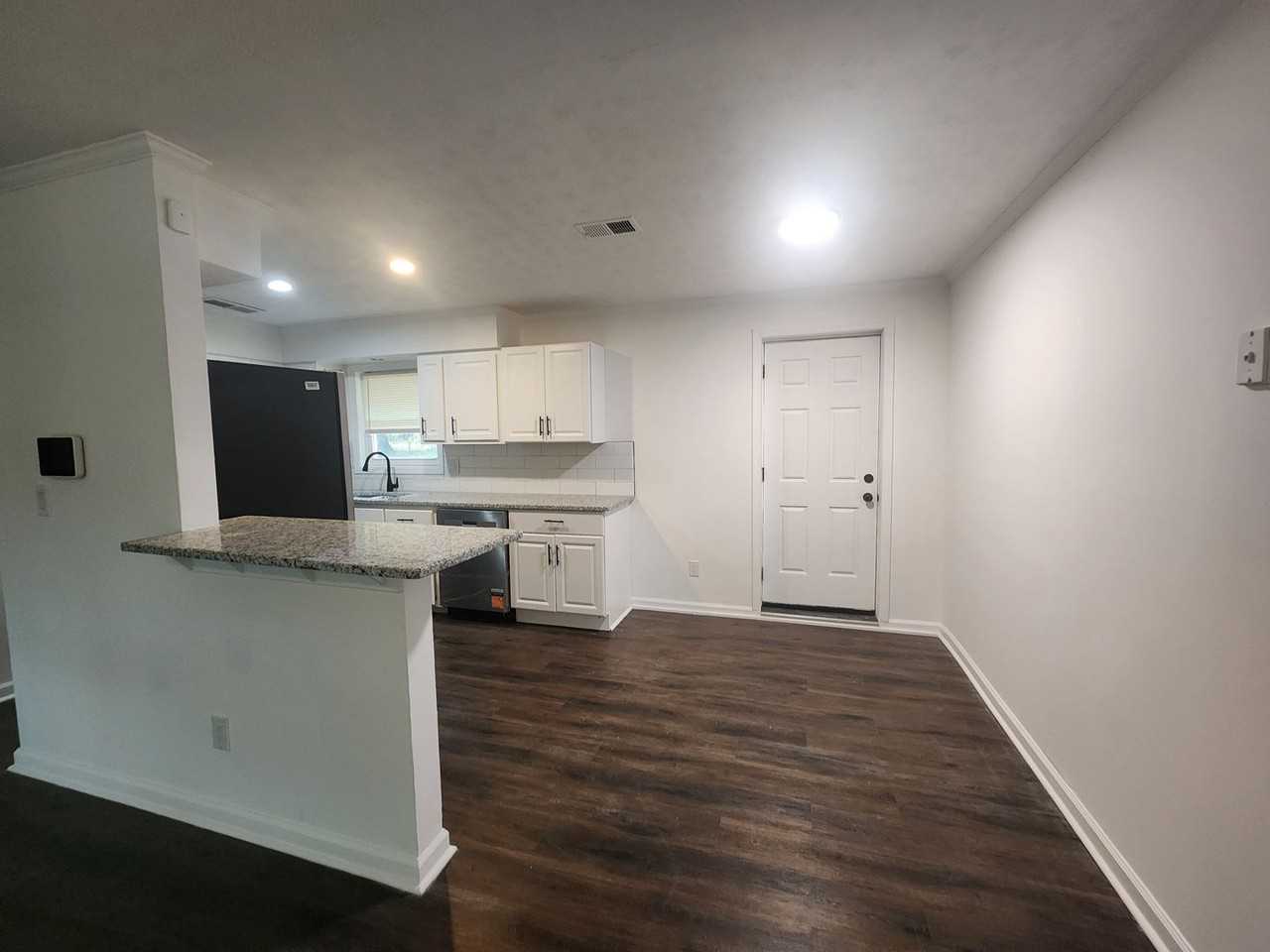 5723 Mill Branch Rd - Photo 7 of 20