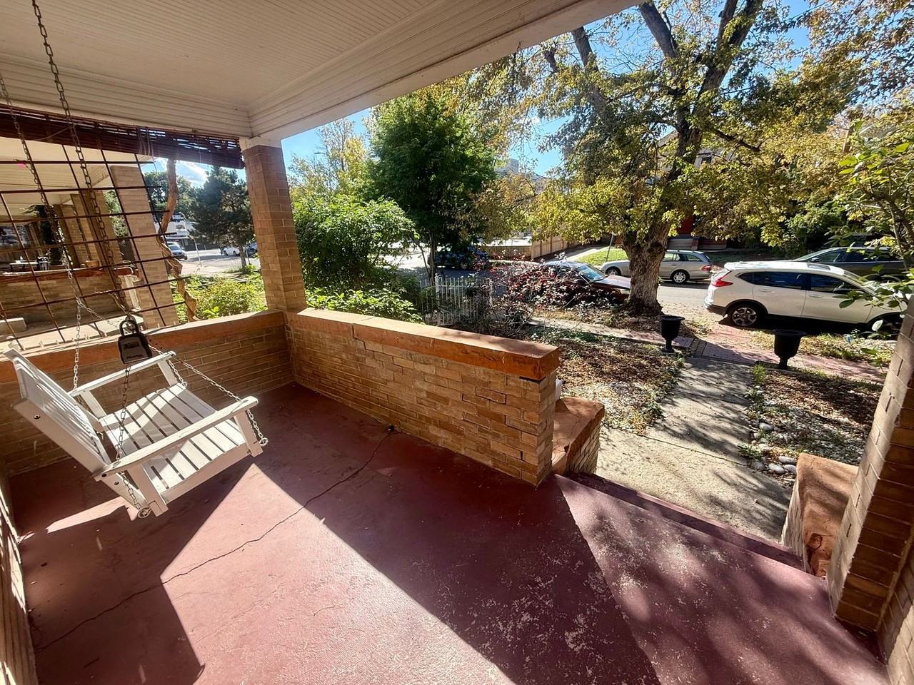 1532 Saint Paul St - Photo 5 of 50