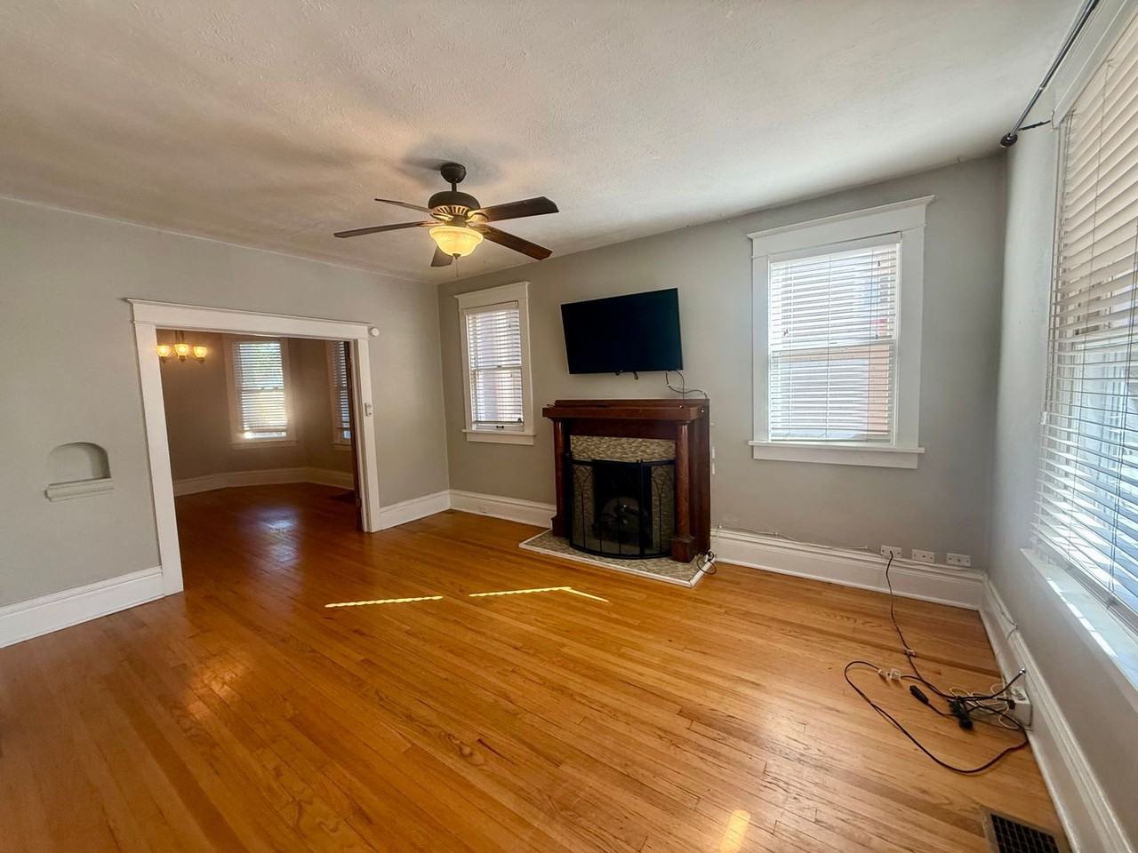 1532 Saint Paul St - Photo 7 of 50