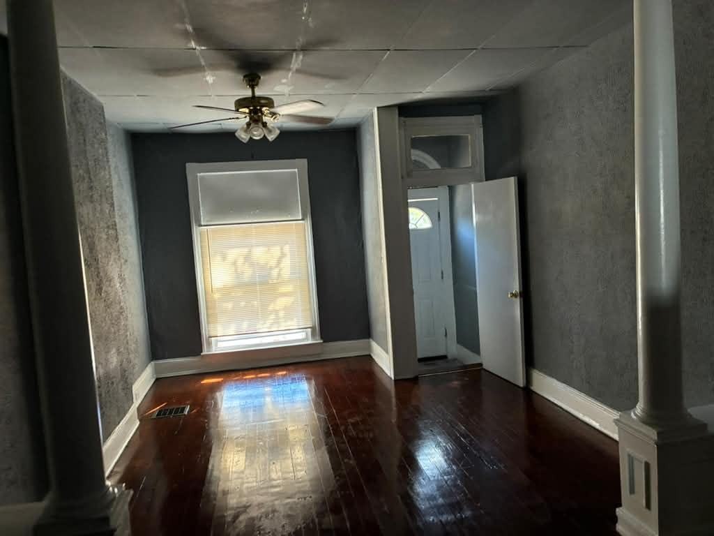 2520 Mcelderry St - Photo 7 of 12