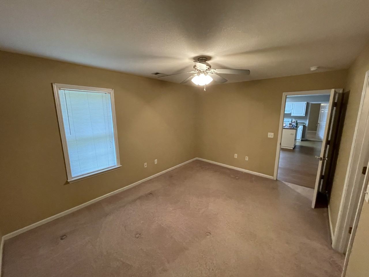 5625 Landings Pkwy - Photo 6 of 15