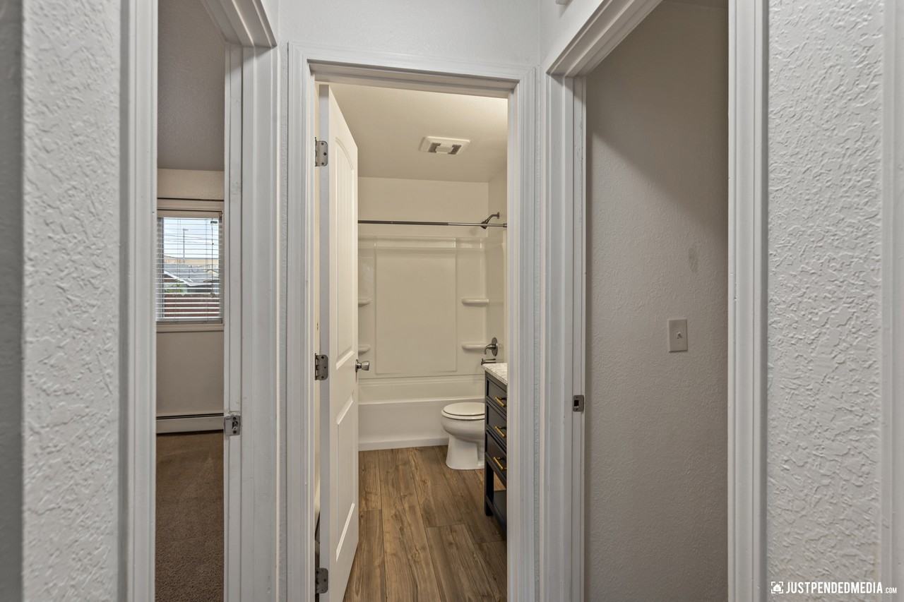 1125 Nelchina St #1 - Photo 6 of 8