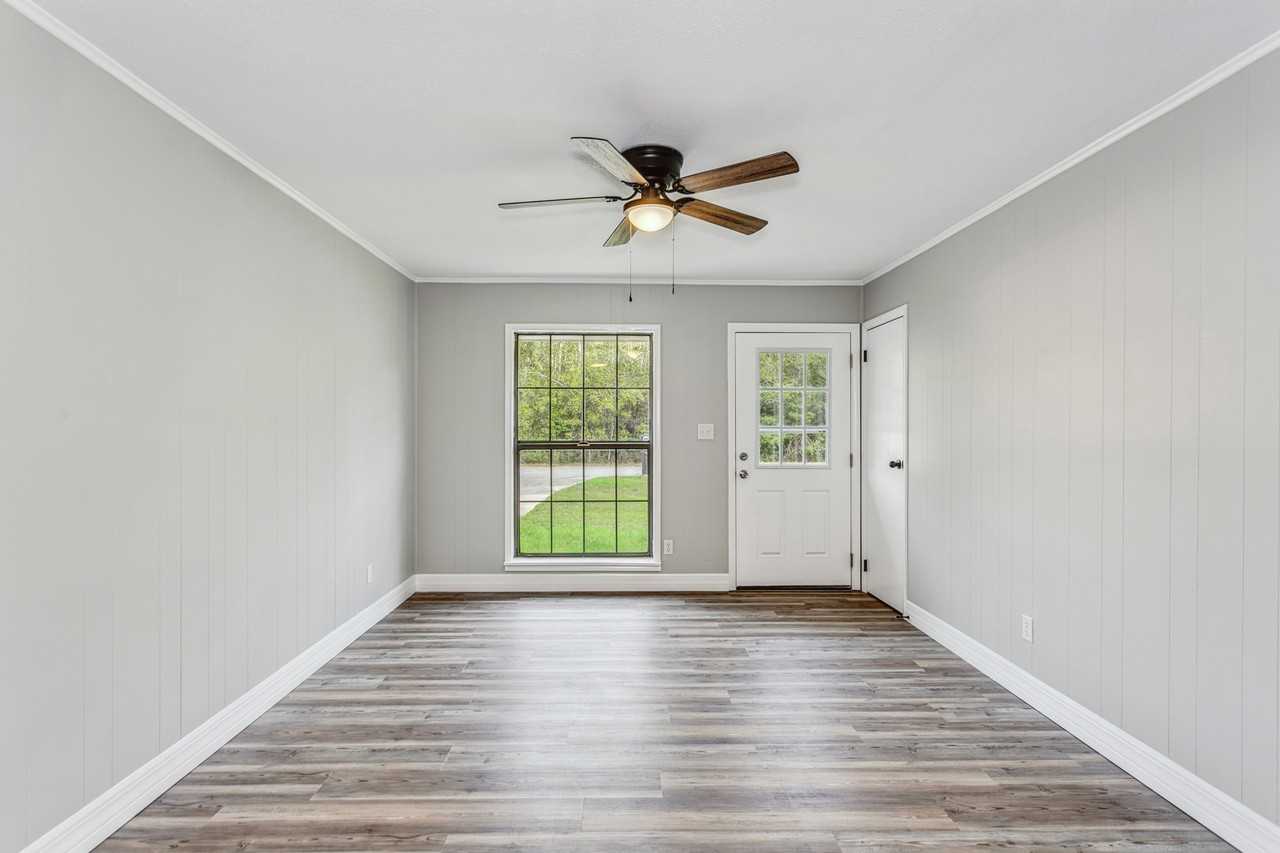 7221 Putter Ln - Photo 6 of 11