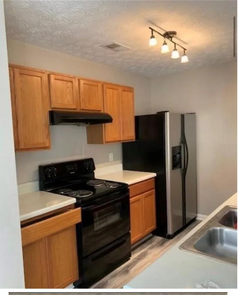7716 Bernardo Dr - Photo 4 of 14