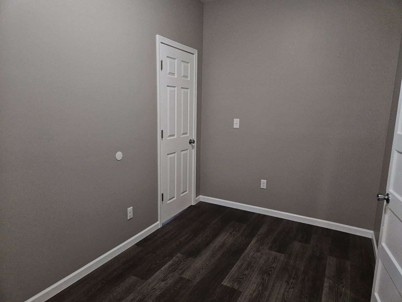 720 Broad St #3 - Photo 6 of 9