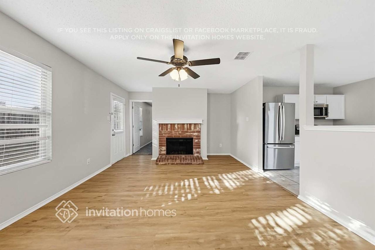 8008 Settlement Dr - Photo 5 of 19