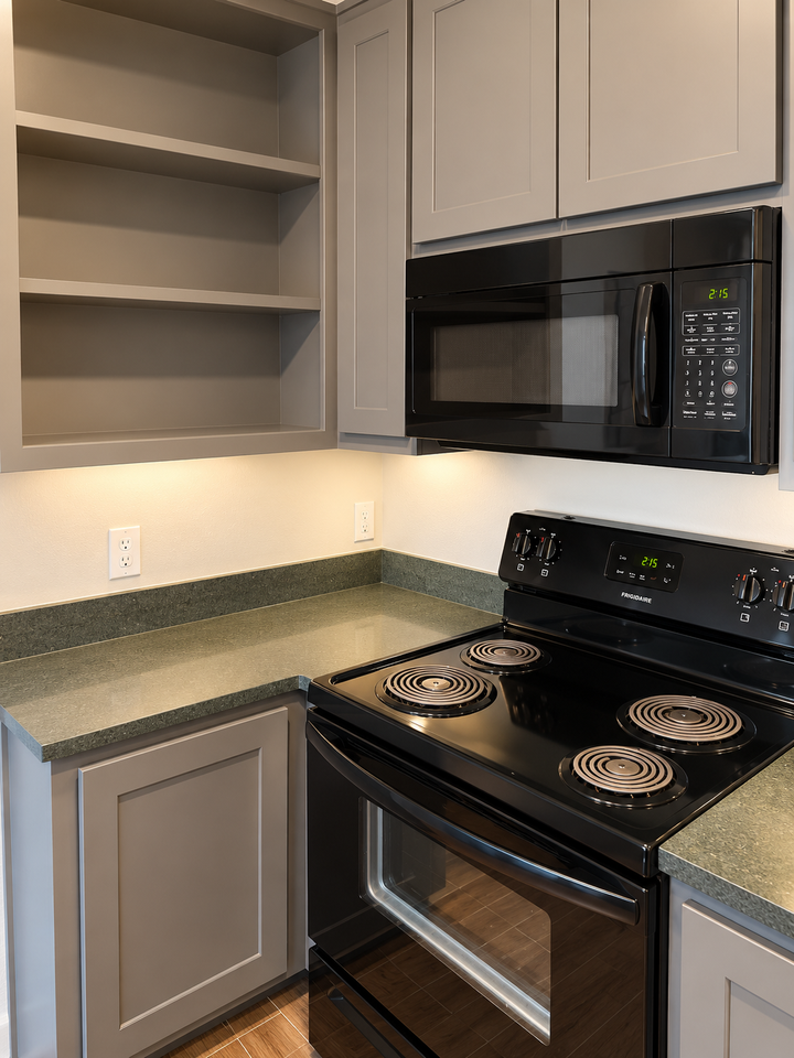 2129 16th St #3 - Photo 2 of 5