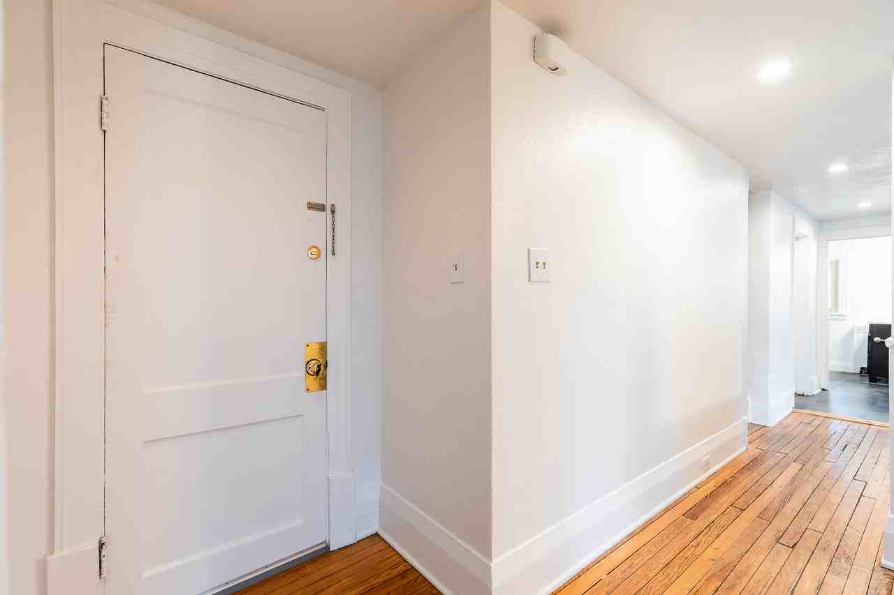 4412 Erie Ave #4 - Photo 3 of 5