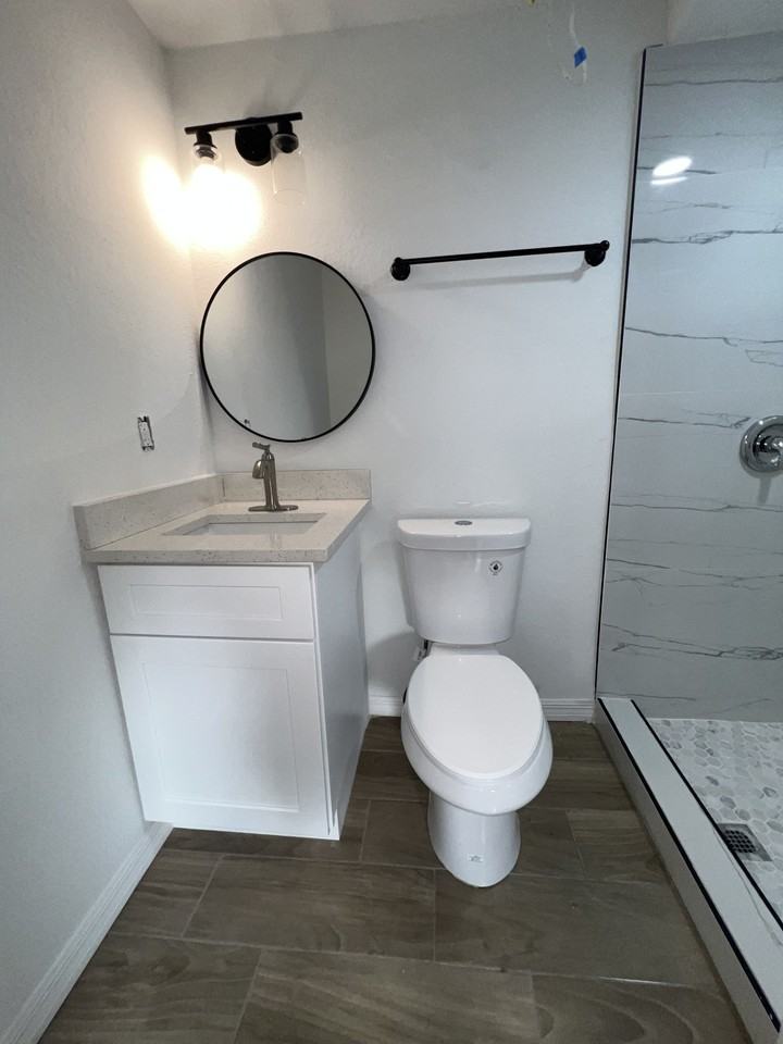 1270 Allen St #B - Photo 6 of 15