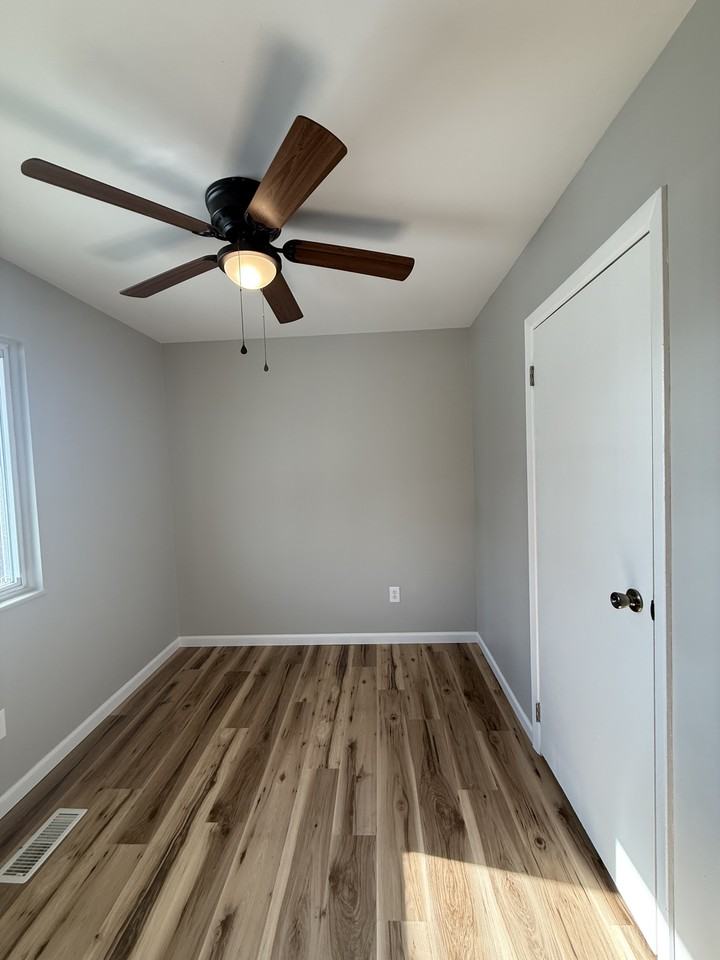 1720 New Haven Rd - Photo 5 of 11
