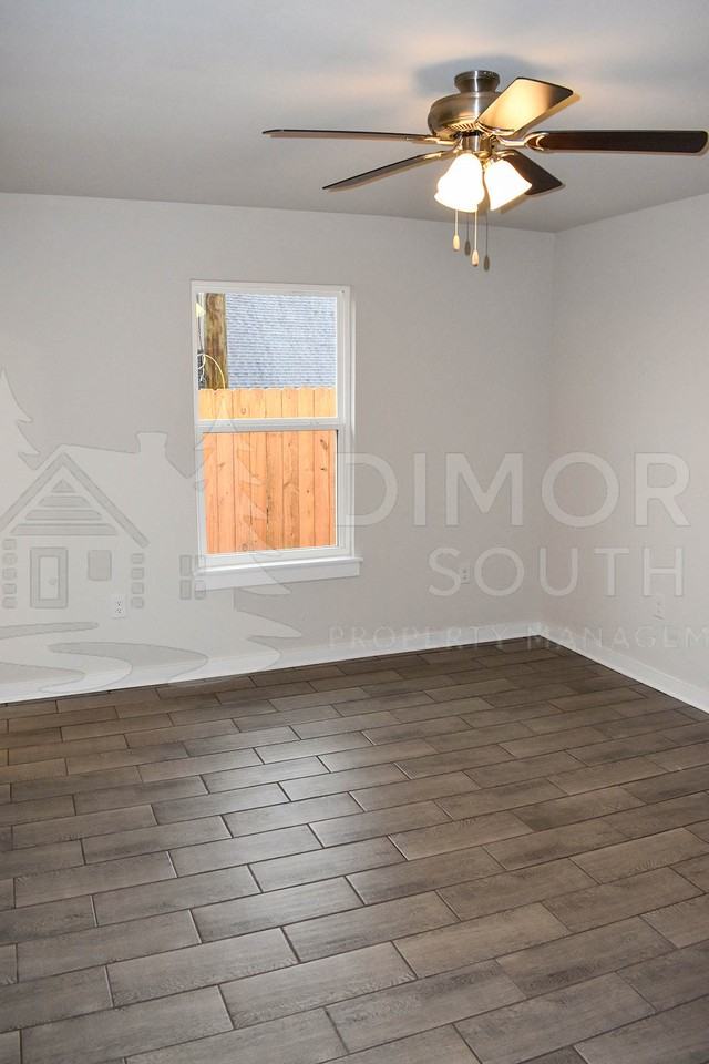 130 East Ave #I - Photo 6 of 20